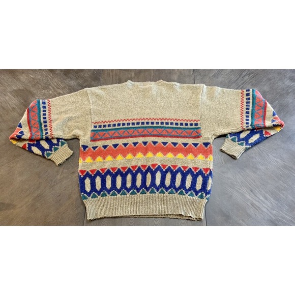 Colorful Patterned Sweater - Picture 7 of 7